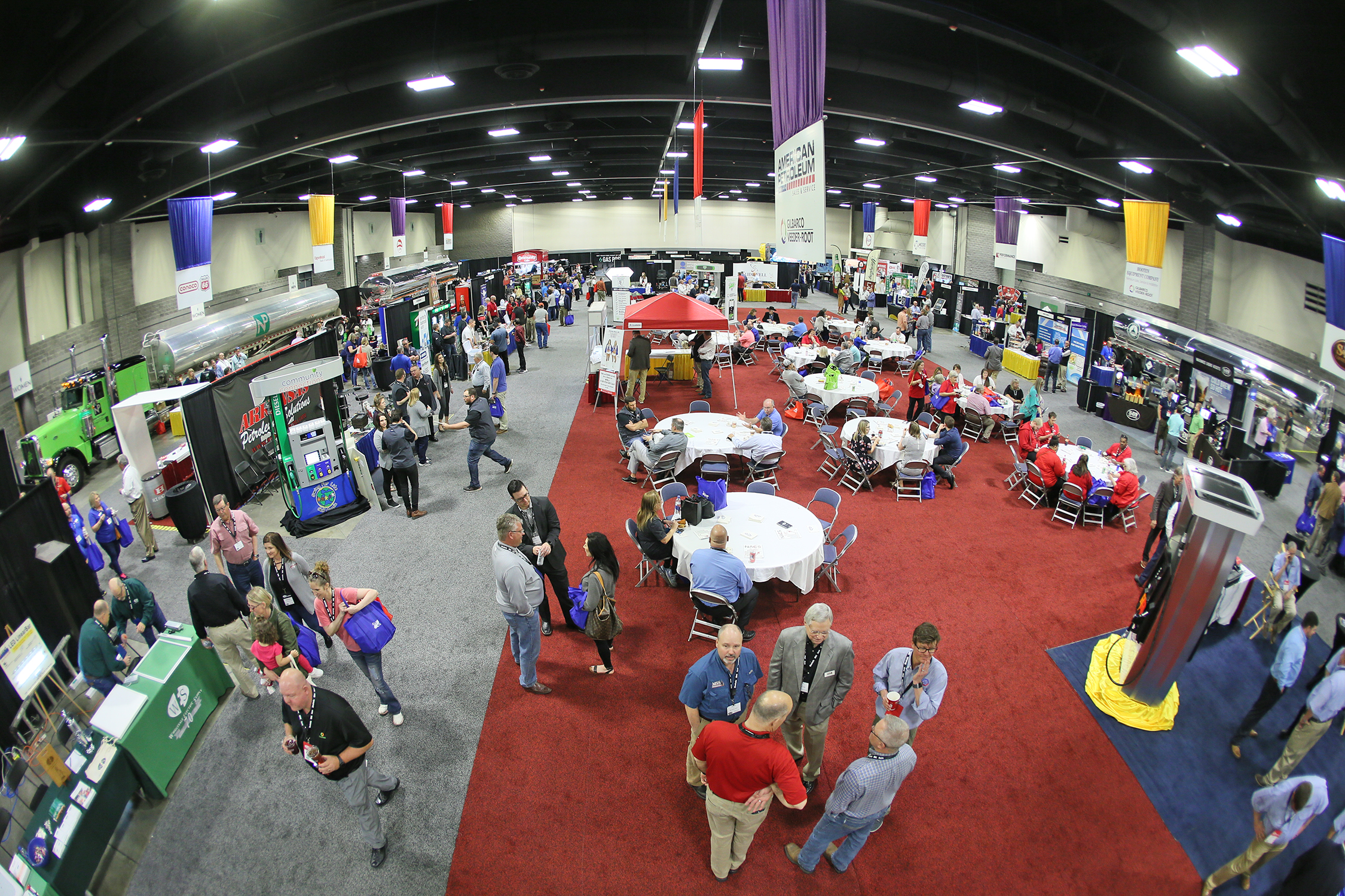 ACES2019ExpoFloor1
